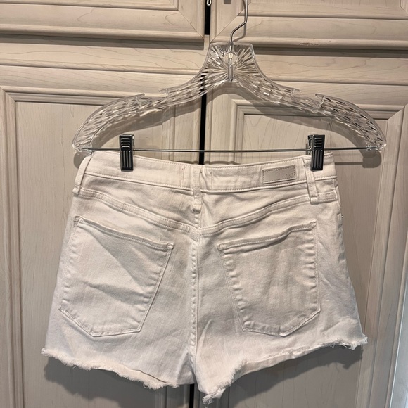 Abercrombie and Fitch | Simone High Rise shorts - Picture 4 of 5